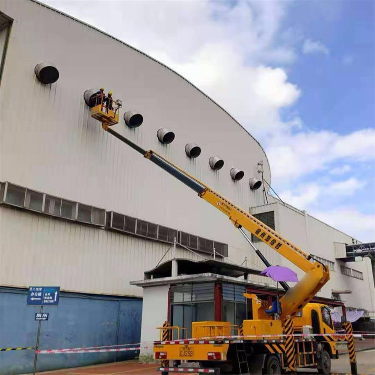 宁波北仑高空作业车出租服务：专业广告牌安装解决方案